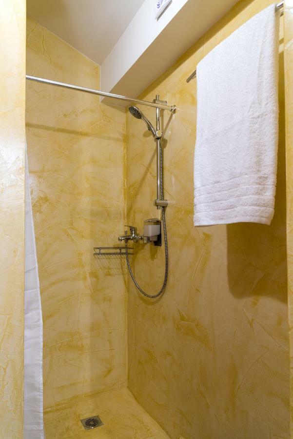 Chroma Lodge Pikermi Kültér fotó